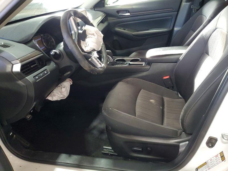 2024 Nissan Altima sv