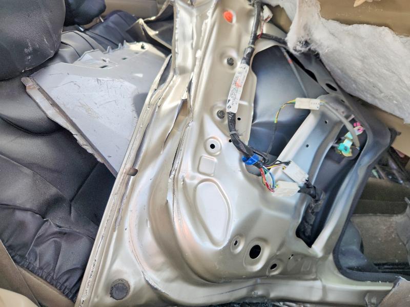 1999 Nissan Pathfinder xe