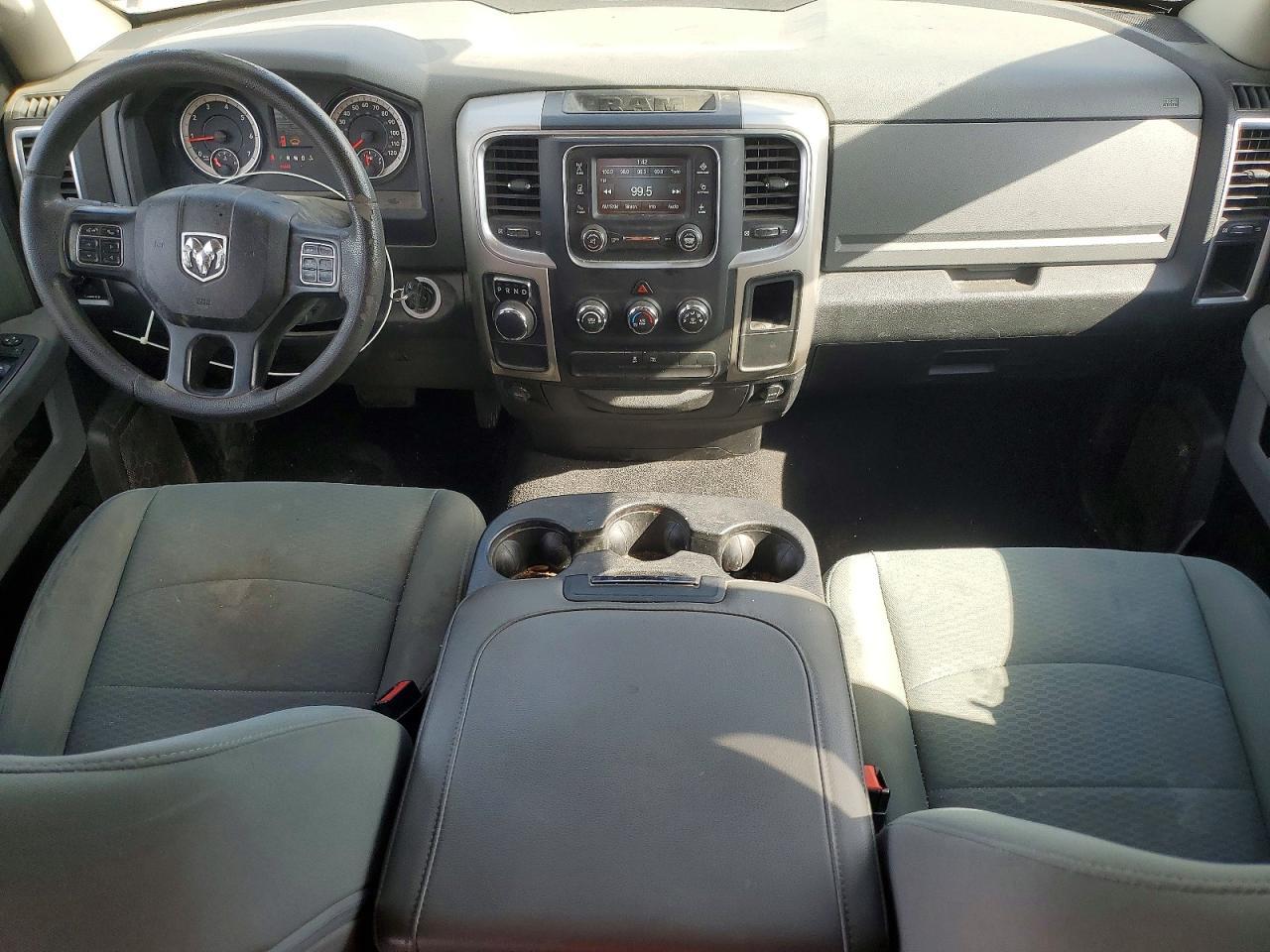 2016 Dodge RAM 1500 SLT