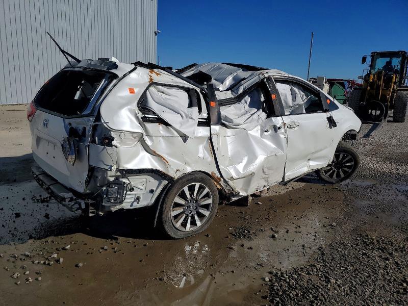 2020 Toyota Sienna xle