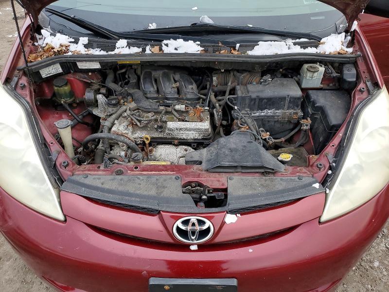 2010 Toyota Sienna ce