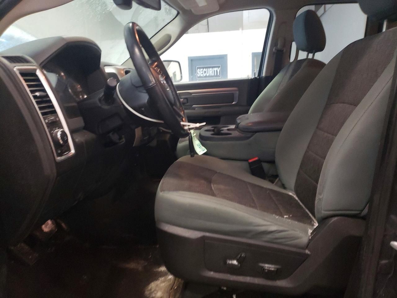 2018 Dodge Ram 1500 slt