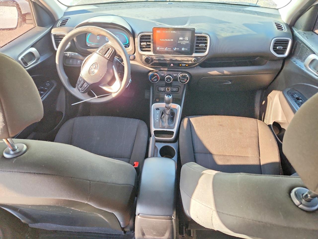 2023 Hyundai Venue se