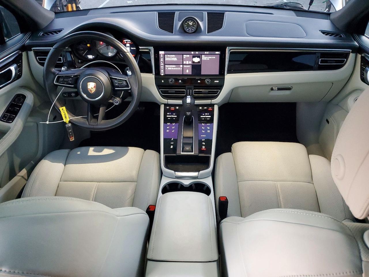 2023 Porsche Macan s