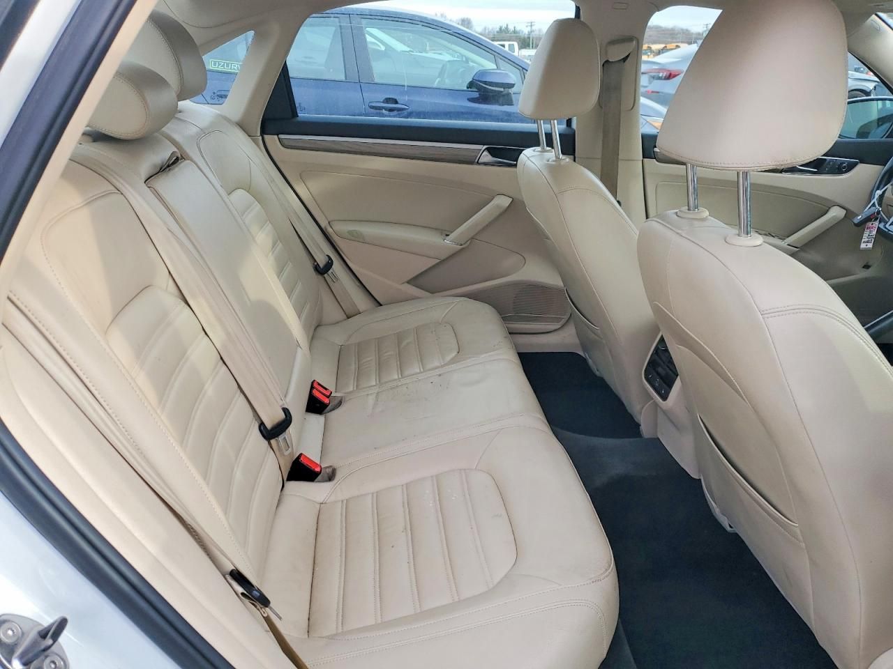 2017 Volkswagen Passat sel Premium