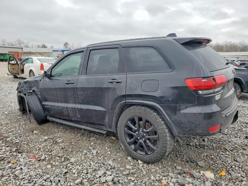 2020 Jeep Grand Cherokee Laredo