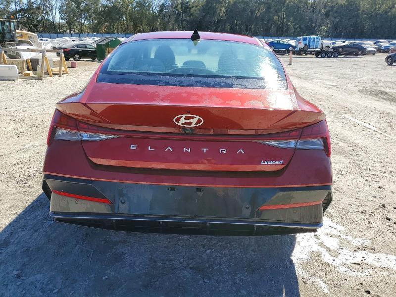 2024 Hyundai Elantra Limited