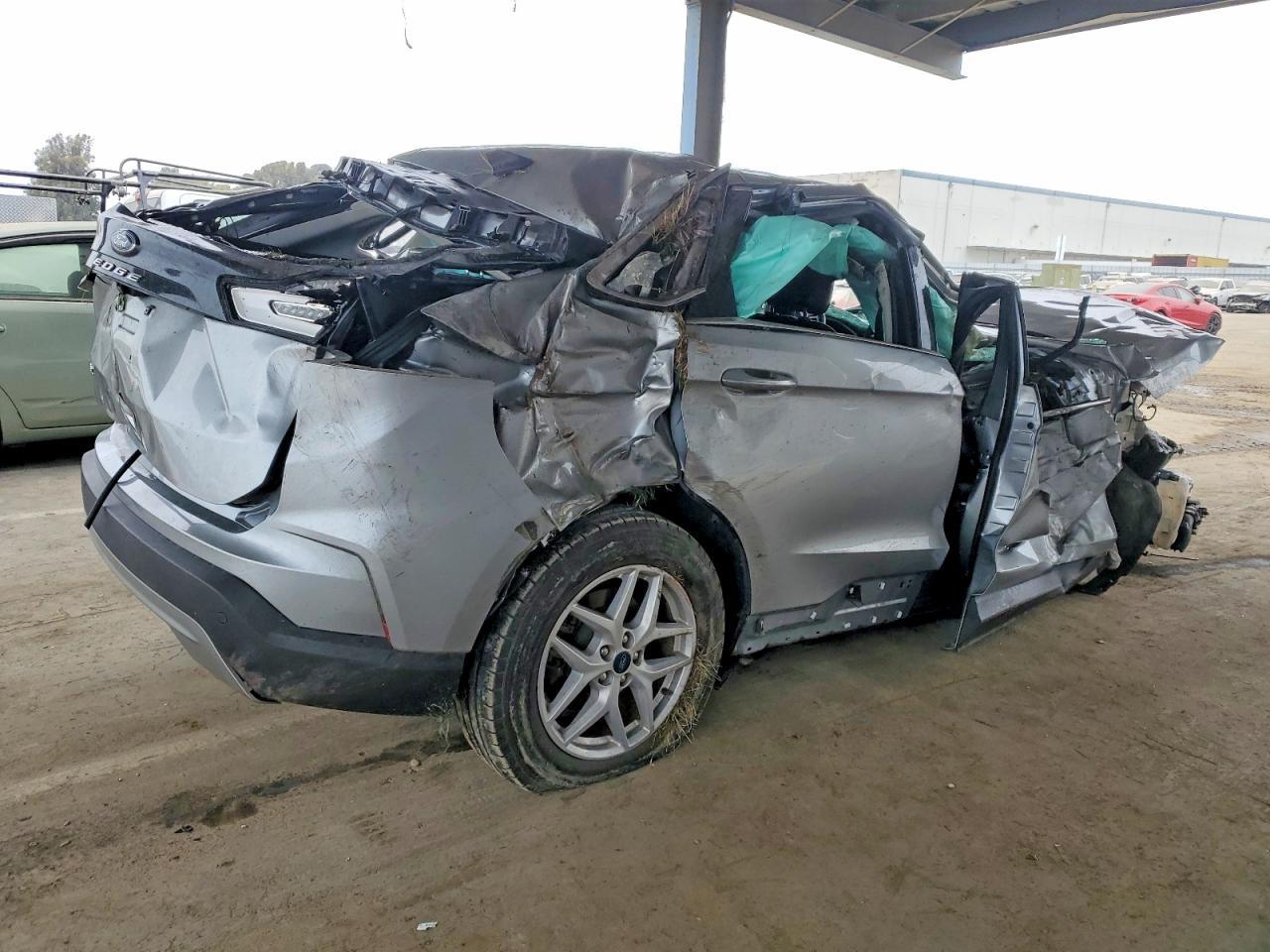 2021 Ford Edge sel
