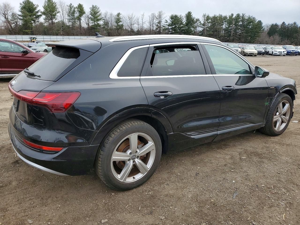 2019 Audi E-tron Premium Plus