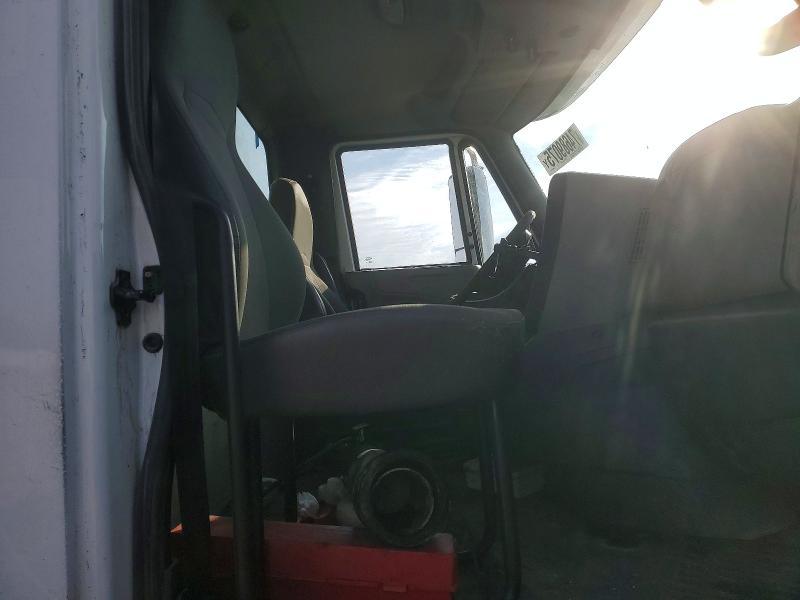 2017 International Prostar Semi Truck