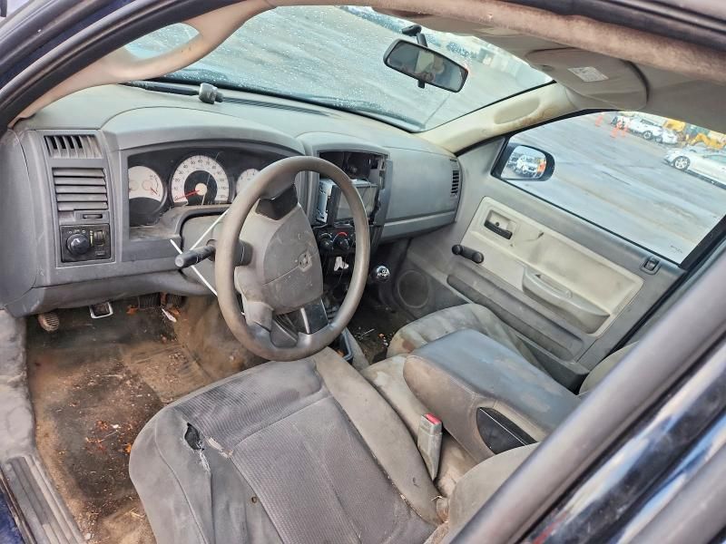 2006 Dodge Dakota st