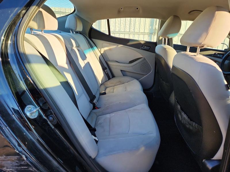 2013 KIA Optima lx