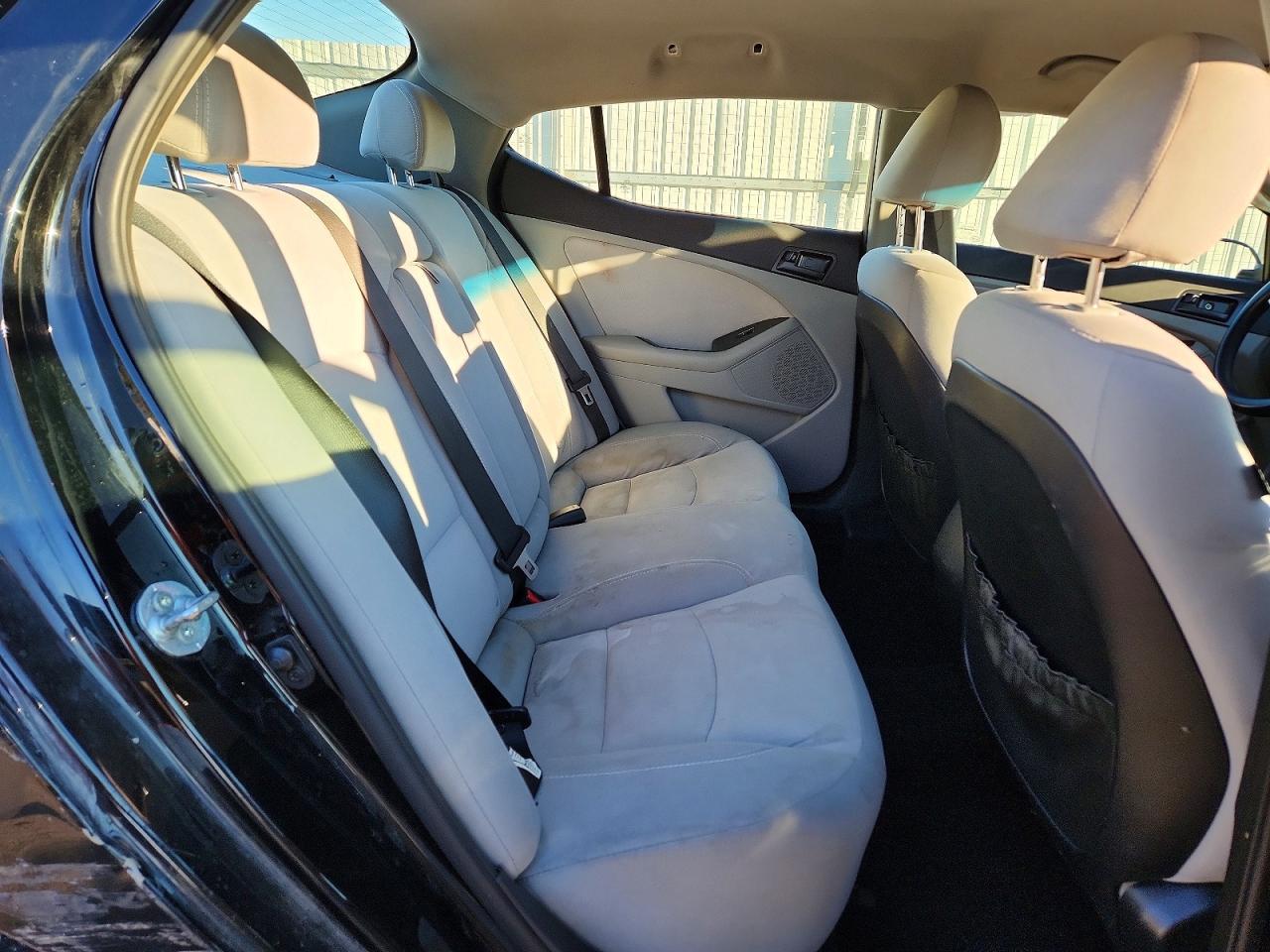 2013 KIA Optima lx