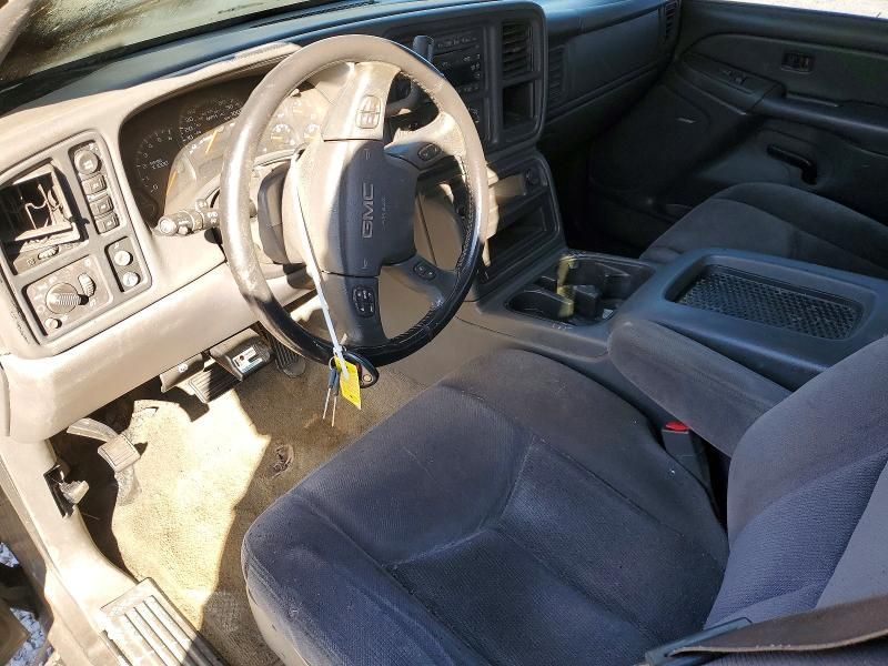 2005 GMC New Sierra K1500