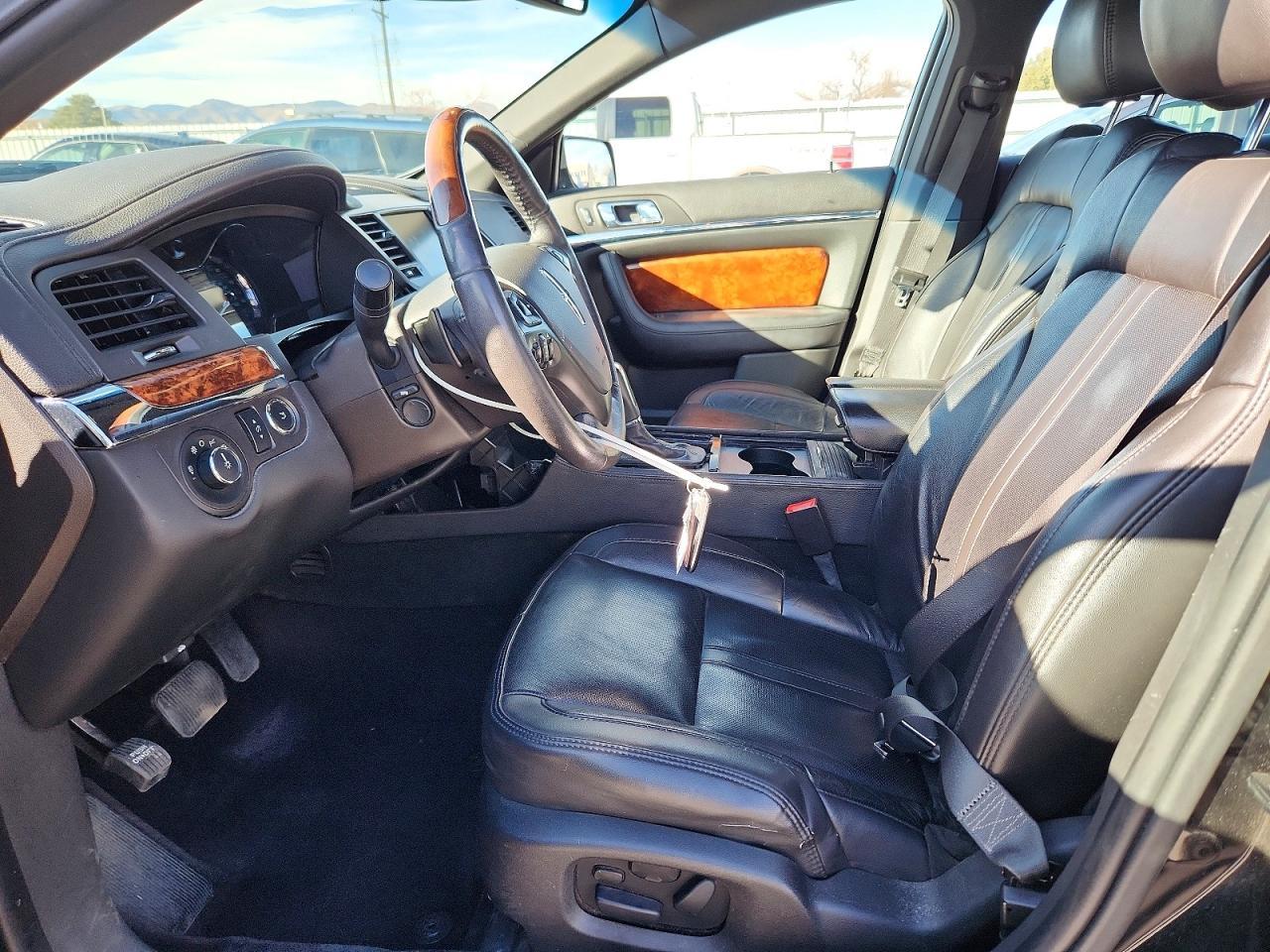 2015 Lincoln MKS