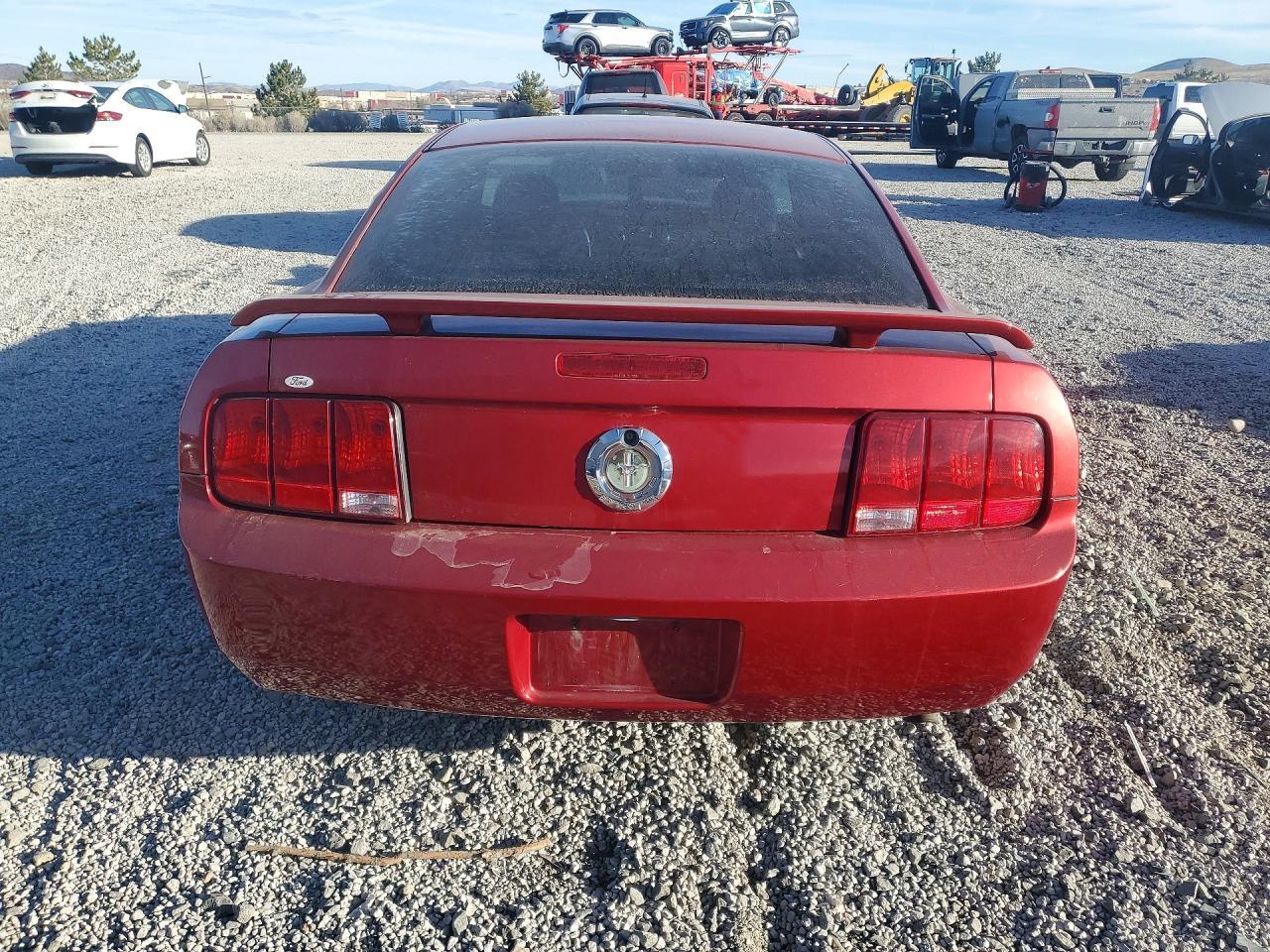 2005 Ford Mustang