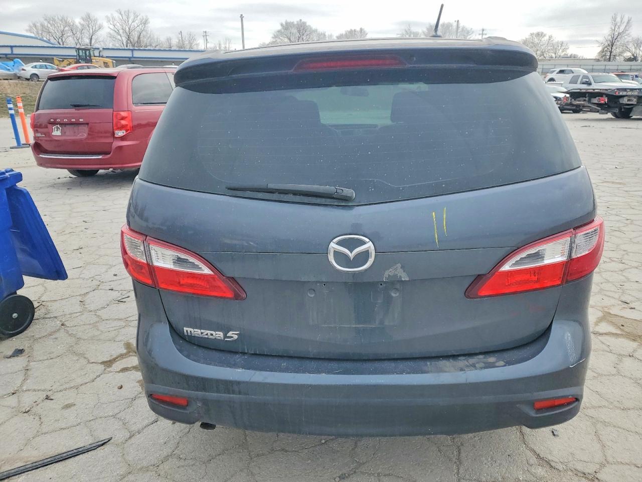 2012 Mazda 5