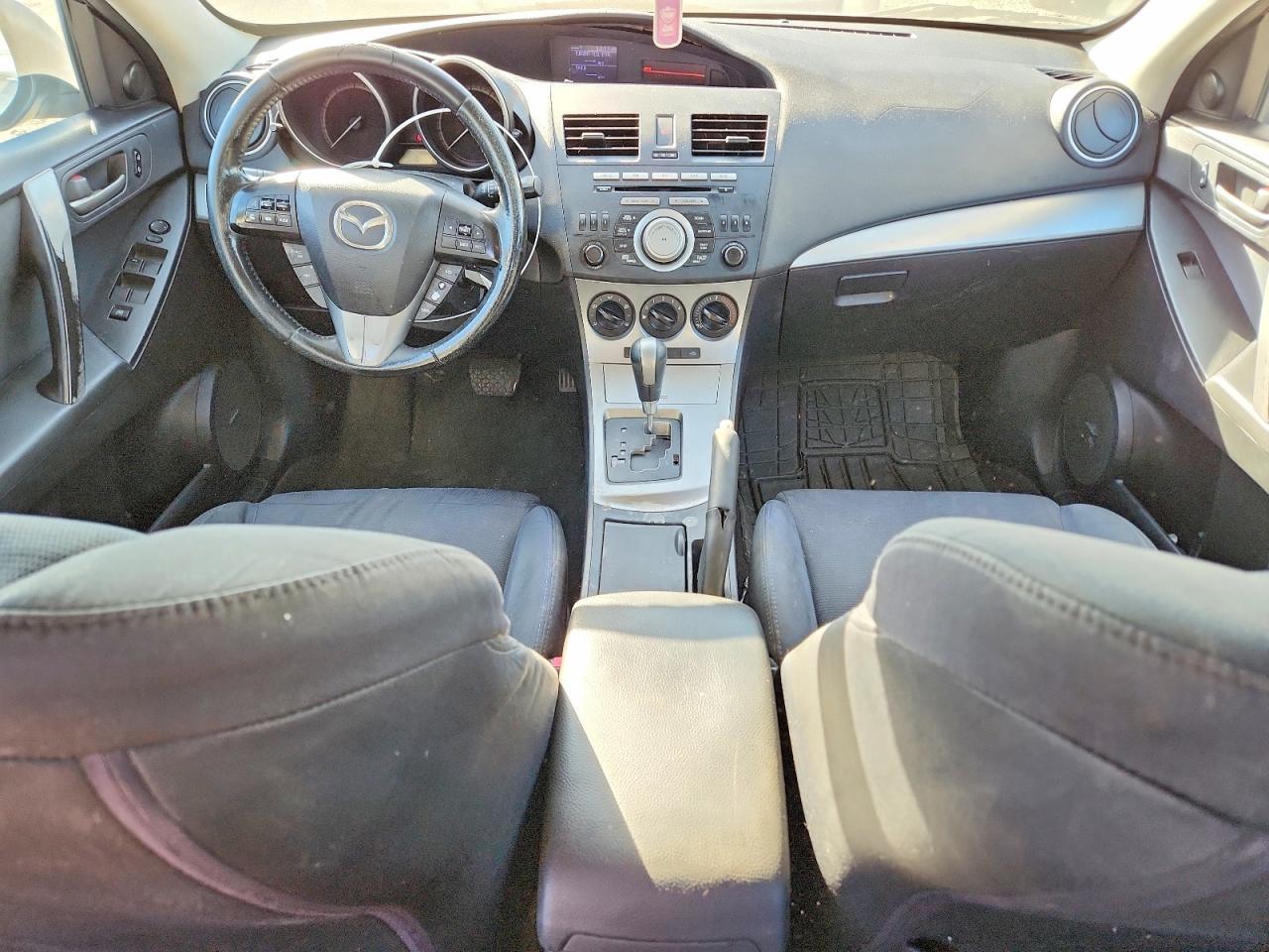 2011 Mazda 3 S