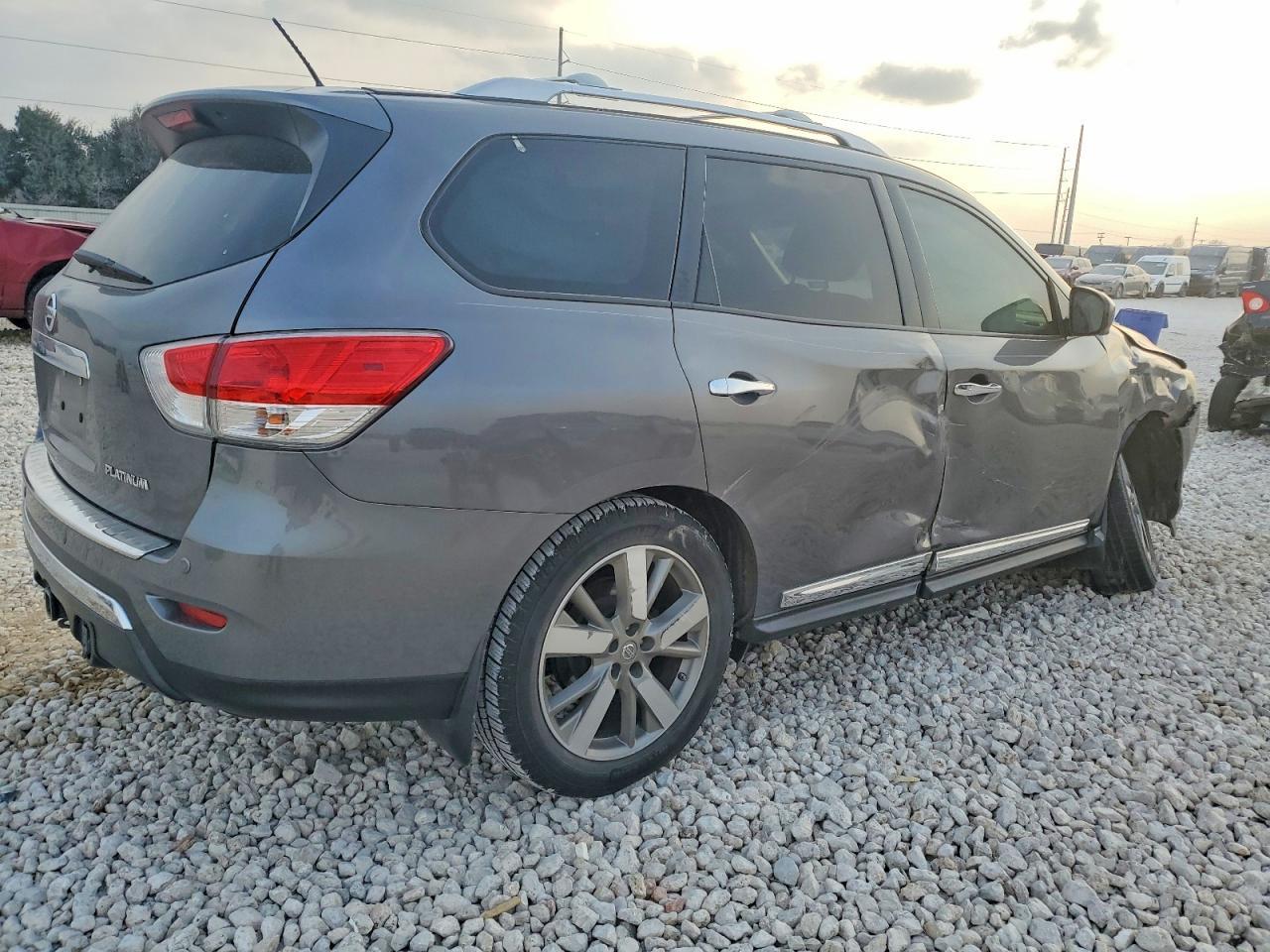 2016 Niss Pathfinder s