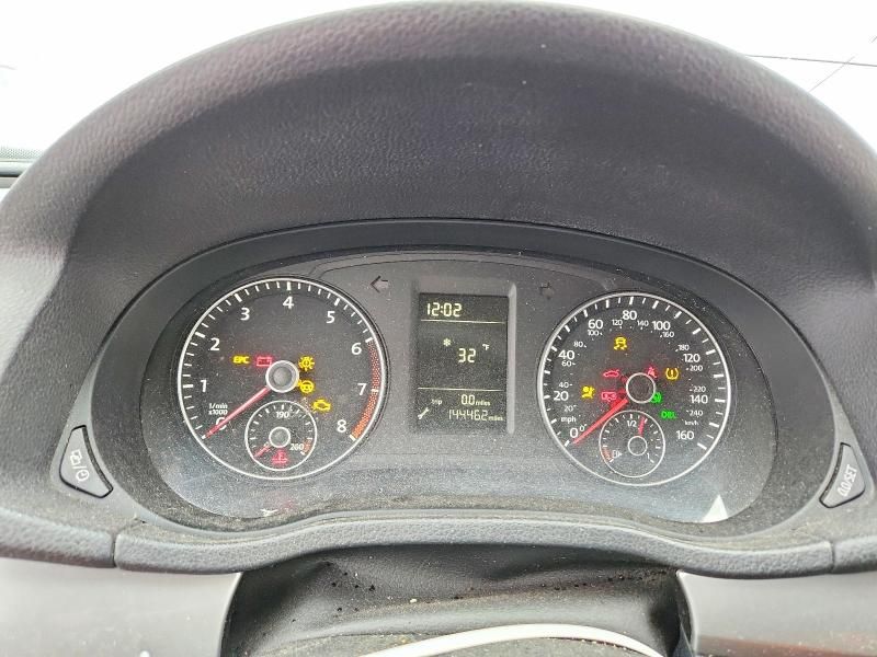 2015 Volkswagen Passat s