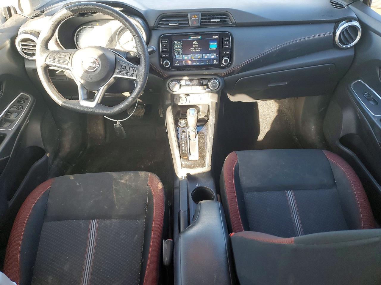 2024 Nissan Versa sr