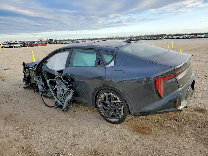 2025 KIA K4 gt Line
