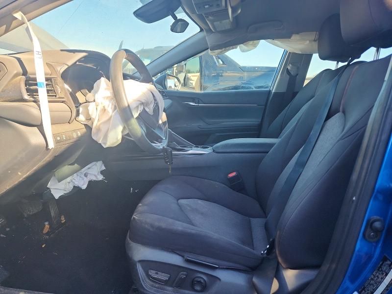 2020 Toyota Camry le