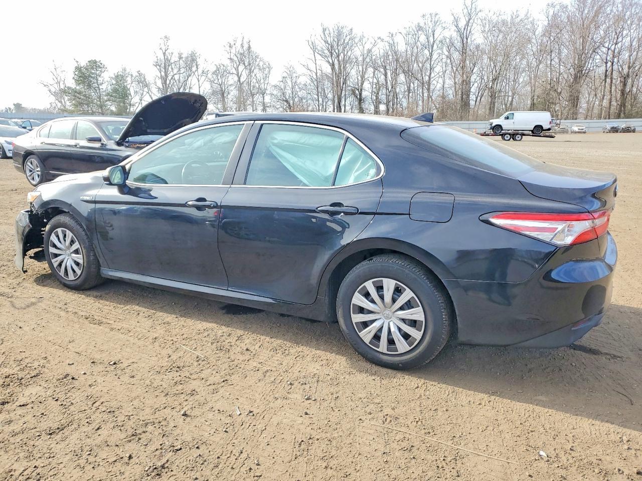 2019 Toyota Camry le