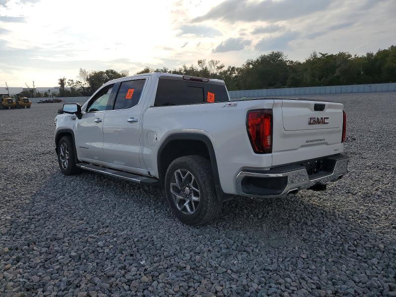 2024 GMC Sierra K1500 slt