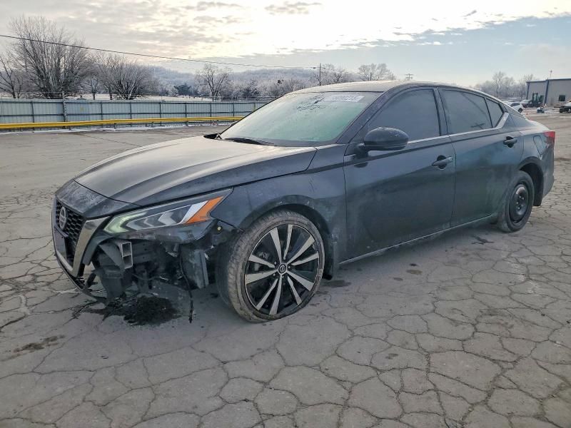 2019 Nissan Altima sr