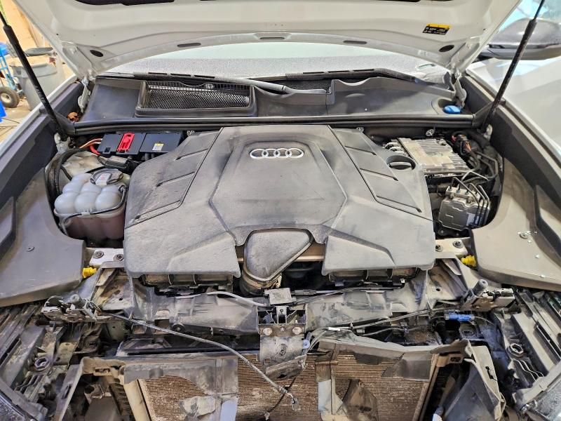 2025 Audi Q8 Prestige S-line