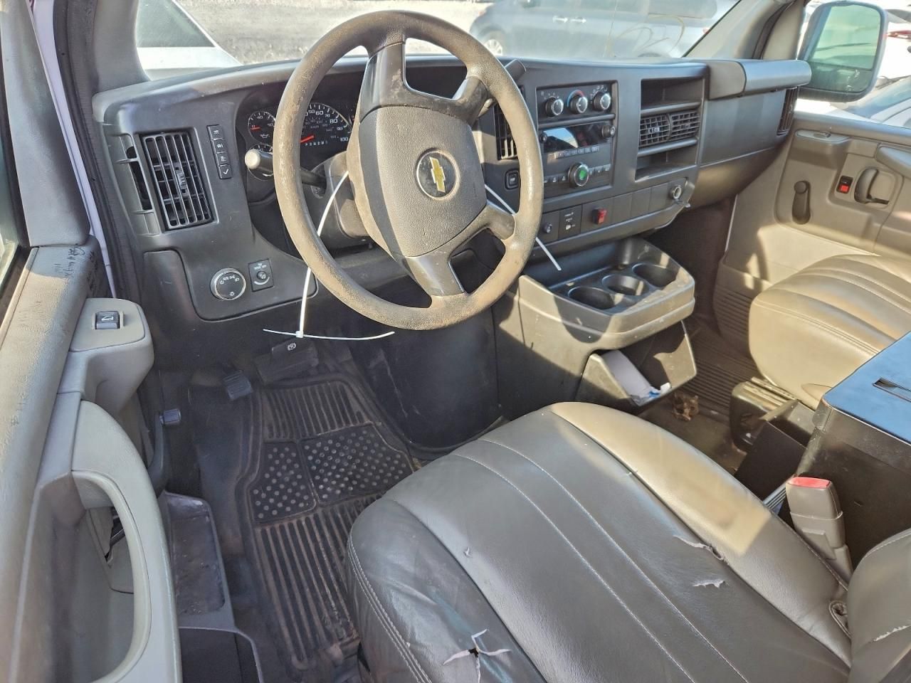 2013 Chevrolet Express G2500