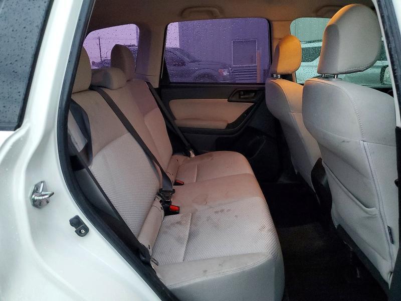 2016 Subaru Forester 2.5i