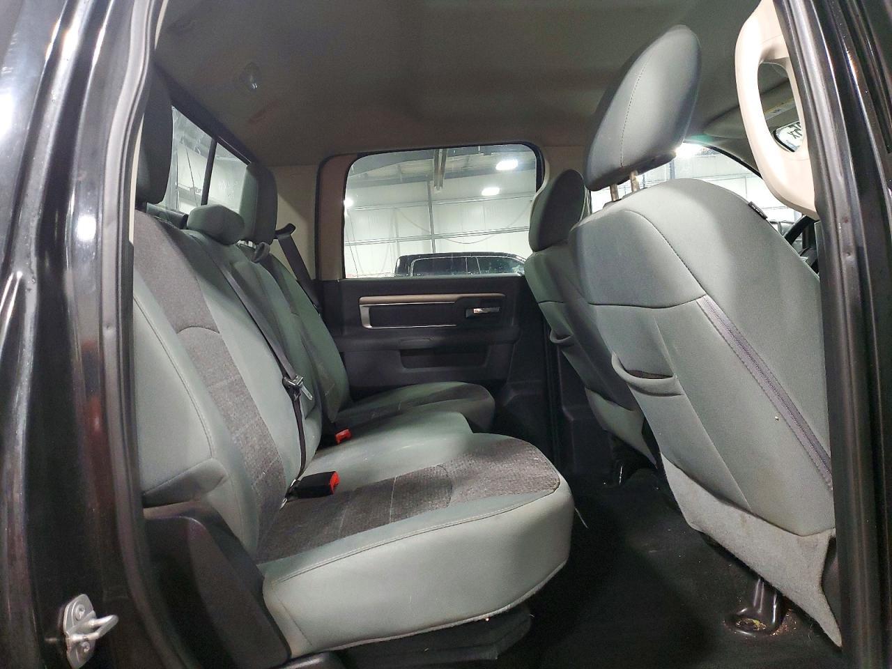 2016 Dodge RAM 1500 SLT