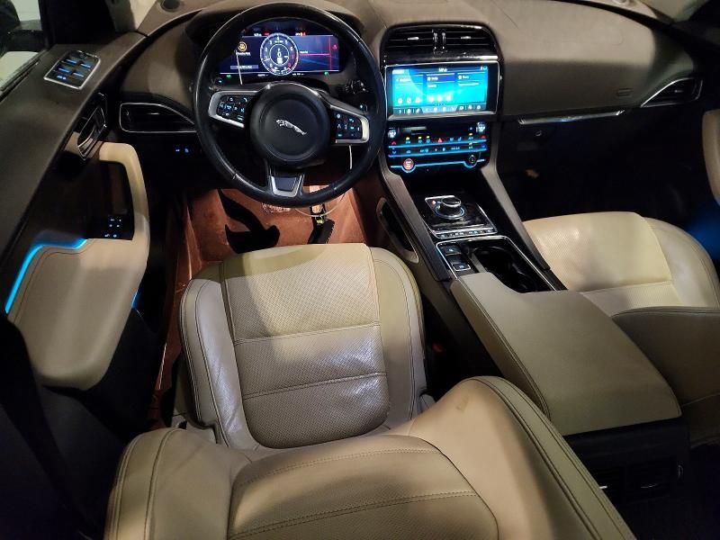 2020 Jaguar F-pace Prestige