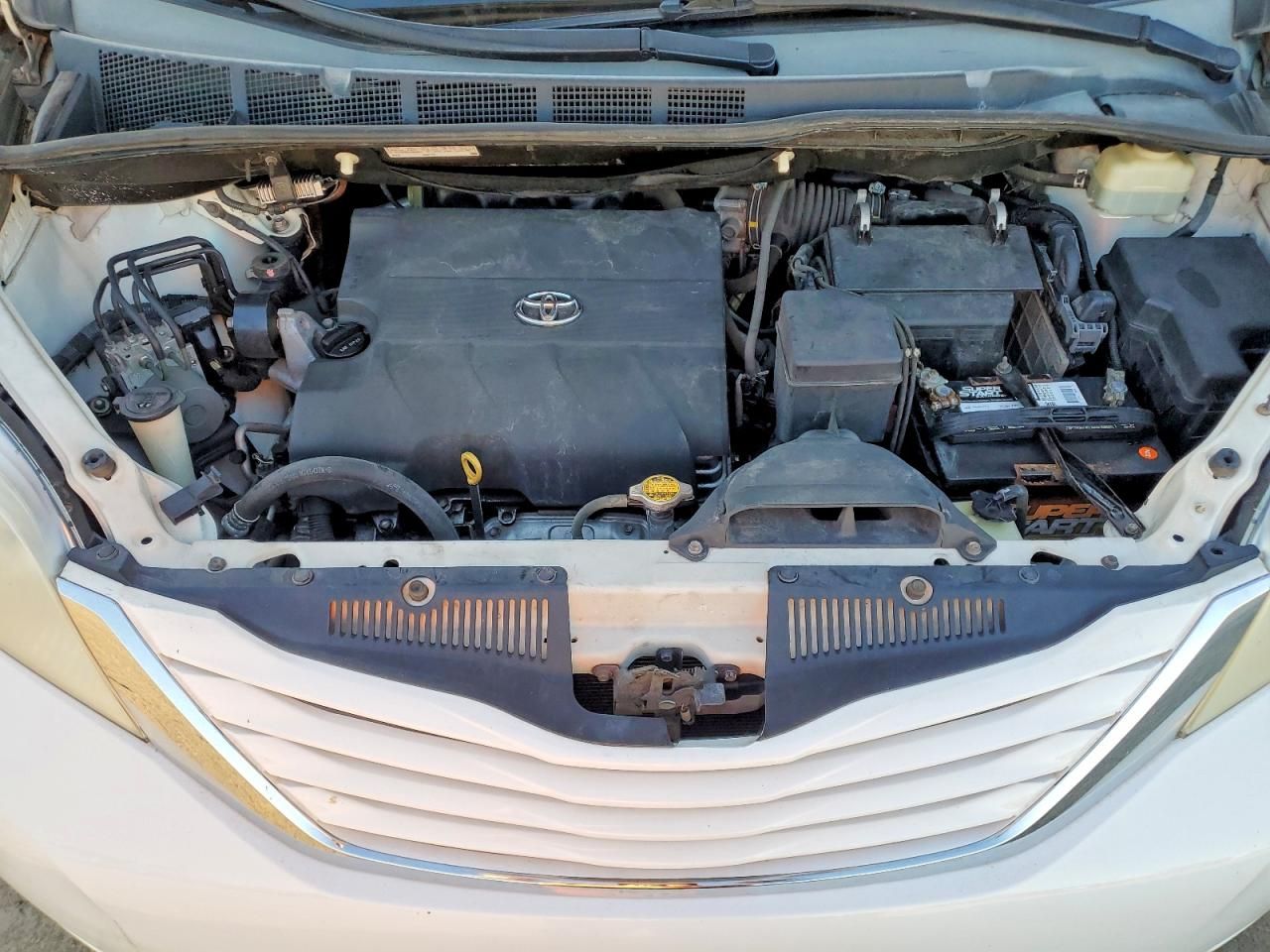 2015 Toyota Sienna le