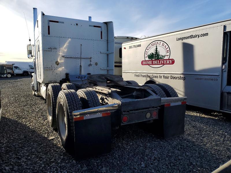 2005 Peterbilt 379 Semi Truck