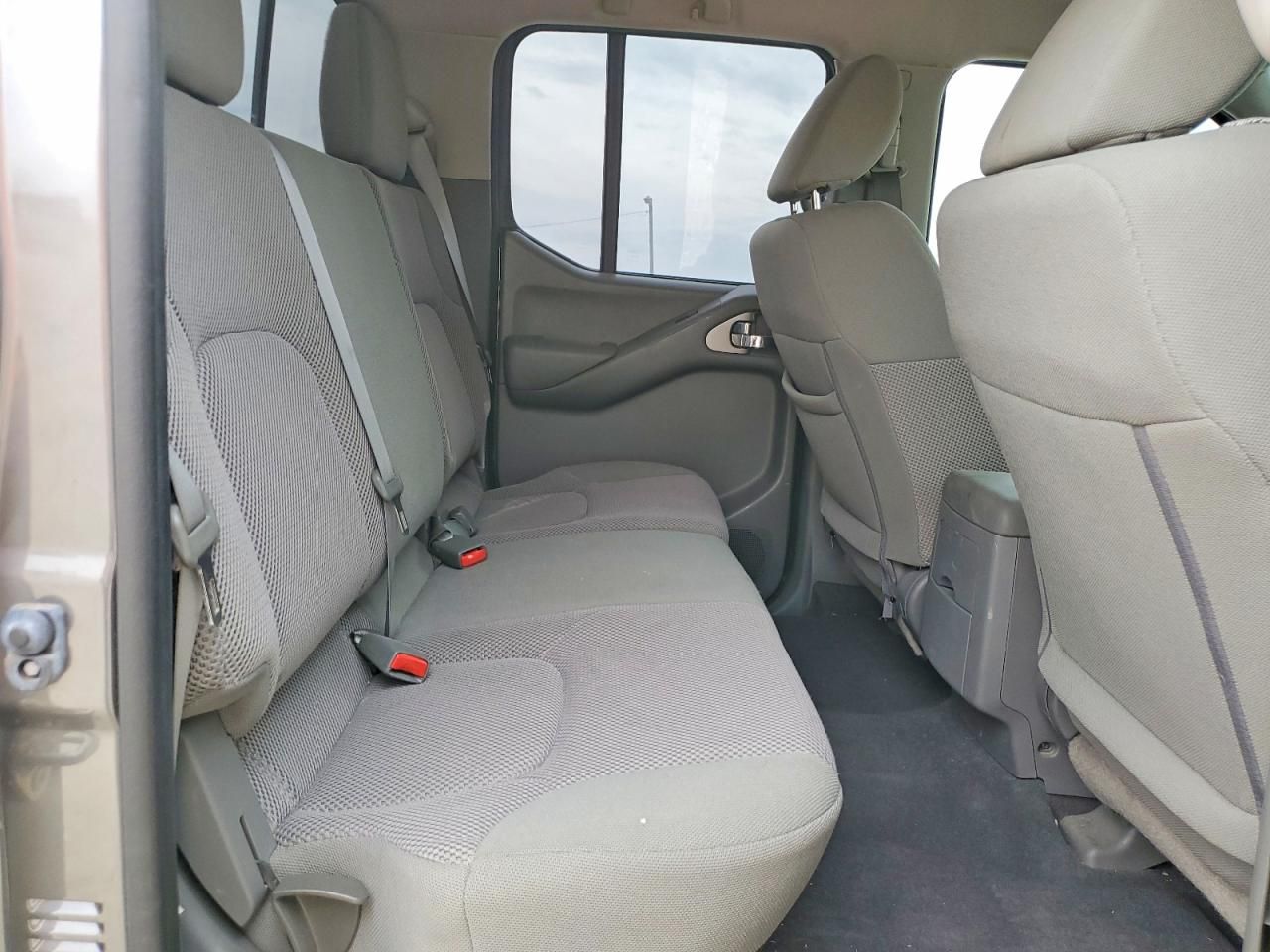 2019 Nissan Frontier s