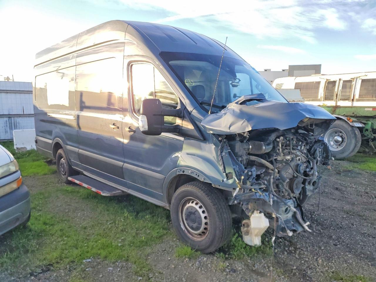 2021 Ford Transit T-250