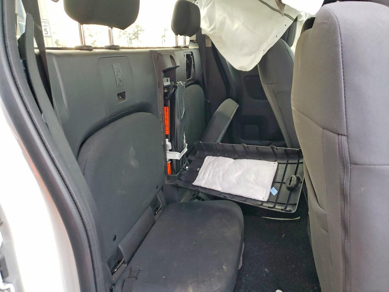 2024 Nissan Frontier s