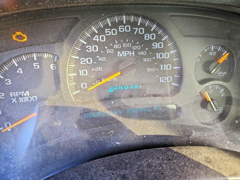2005 Chevrolet Suburban K1500