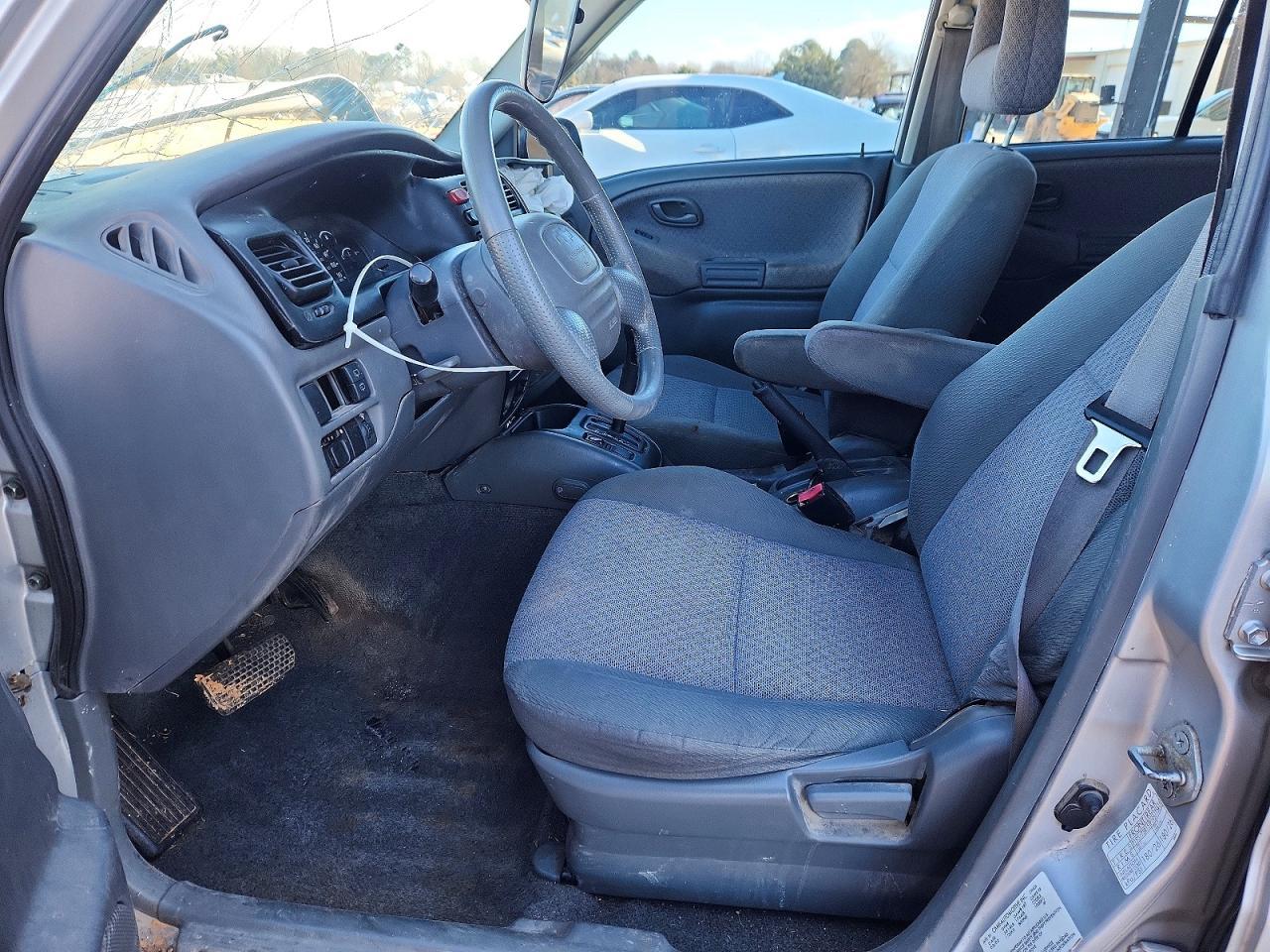 2002 Chevrolet Tracker