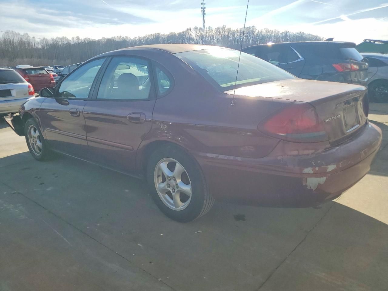 2005 Ford Taurus se
