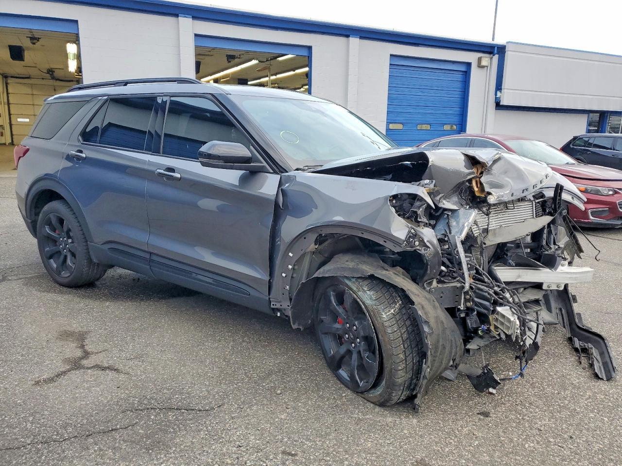 2023 Ford Explorer st