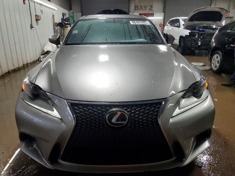 2016 Lexus IS