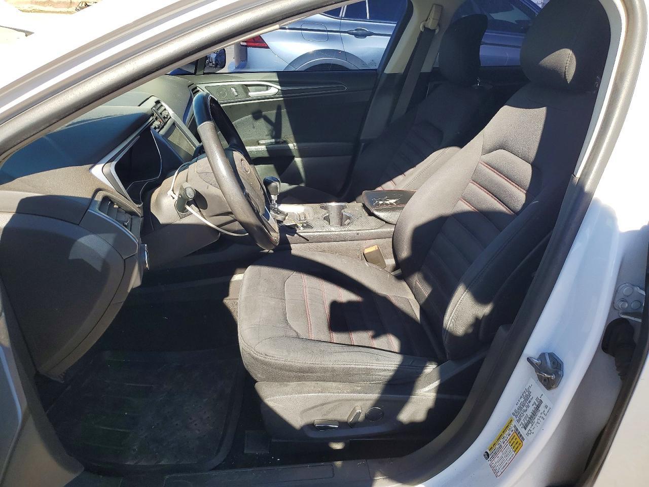 2014 Ford Fusion se
