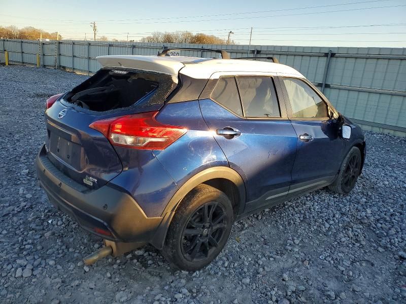 2020 Nissan Kicks sr