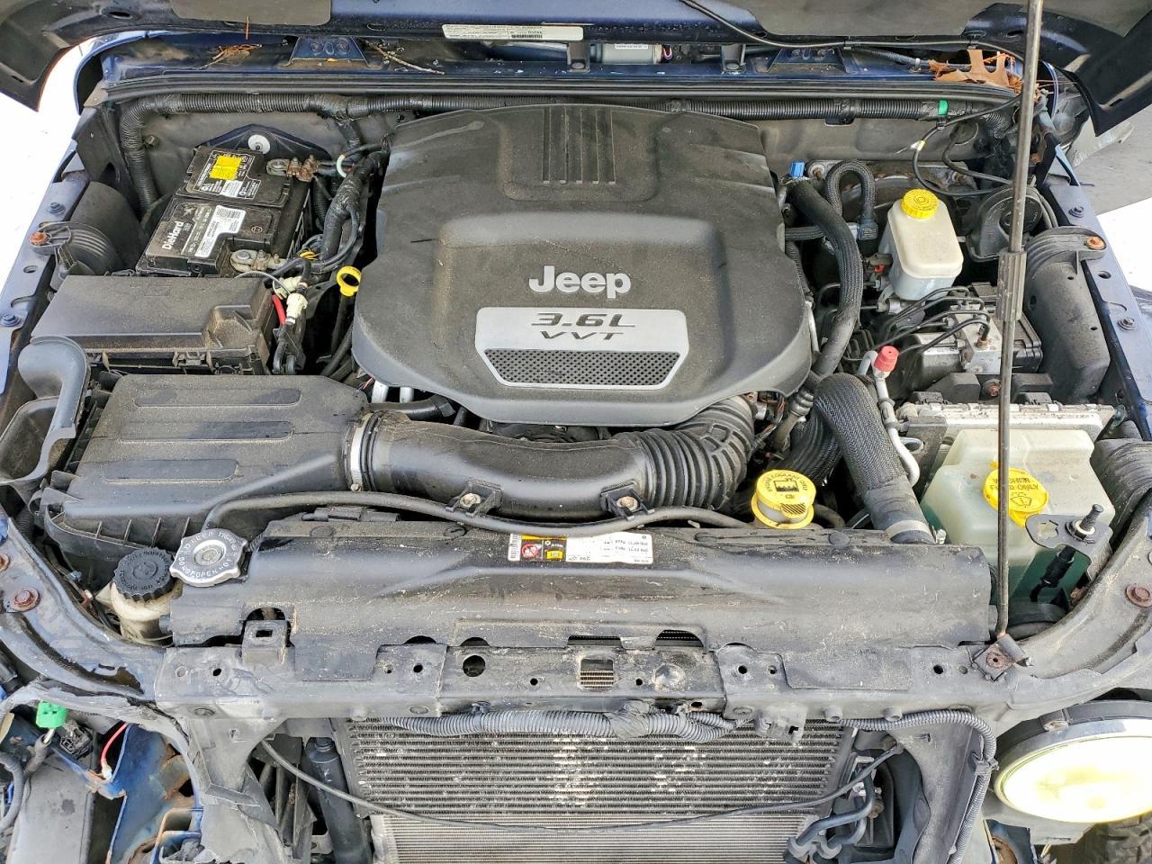 2013 Jeep Wrangler Unlimited Sahara