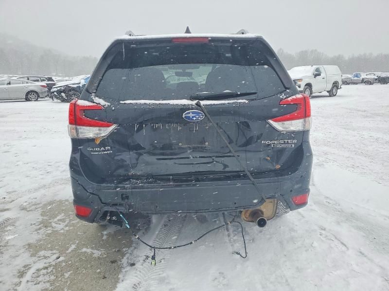 2022 Subaru Forester Touring