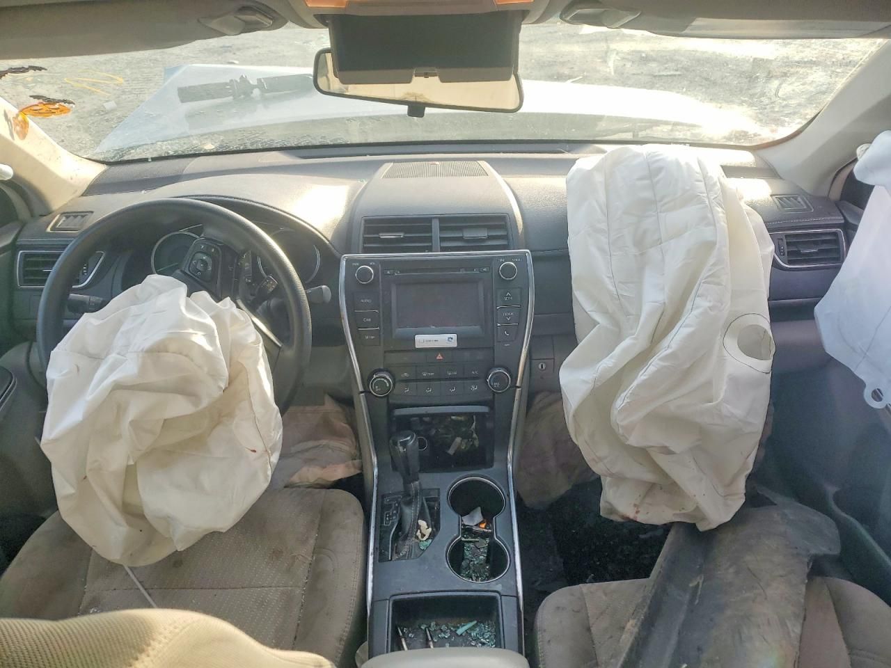 2016 Toyota Camry le